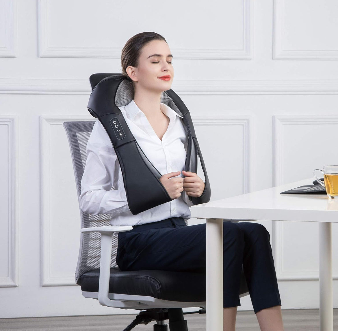 NackKnåd™ – Elektrisk Massager för Axlar, Nacke & Rygg