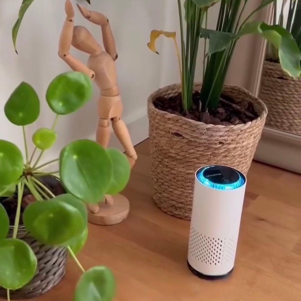 AERO™ – Bärbar Air Purifier